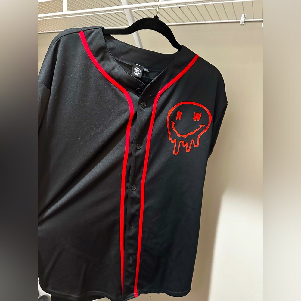 Rave Wonderland head banger jersey.